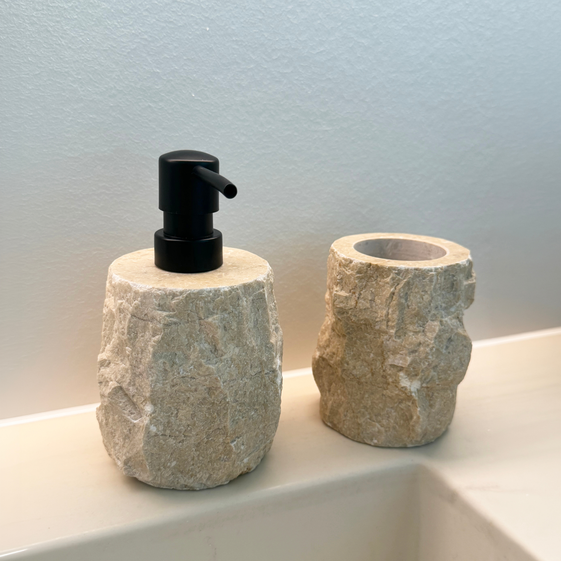 Klint marmor sæbedispenser